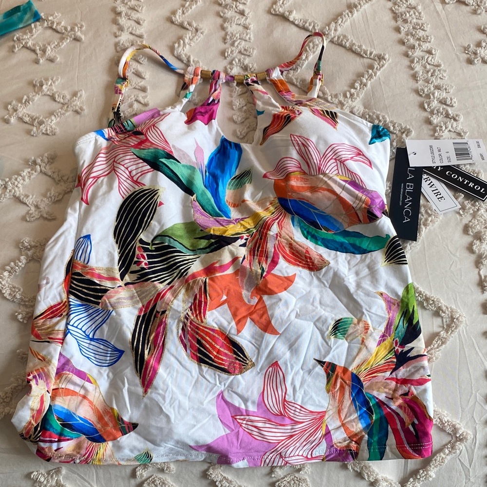 La Blanca Women's Colorful Floral two piece swimsuit is gorgeous.